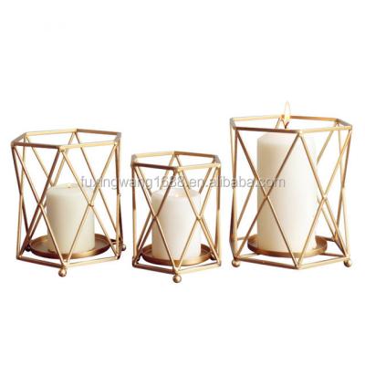 China Home Decoration European Creative Geometric Candle Holders Iron Candlestick Wedding Decoration Candle Holder Simplicity Gold Nordic Candle Holder for sale