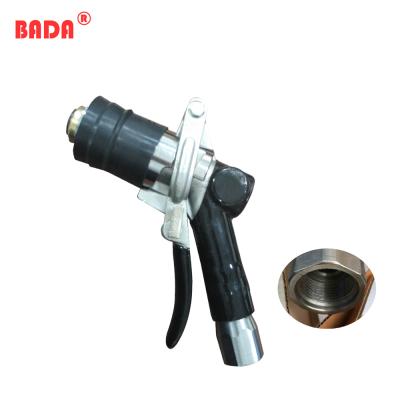 China Lockable Lpg dispenser accessories lpg nozzle dispenser nozzle 4 nails lpg gun for sale