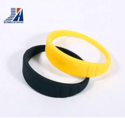 China NFC 2022 NEW sunbestrfid waterproof/waterproof 125KHZ WR8851 passive key contactless laser print entry rfid silicone wristband for sale