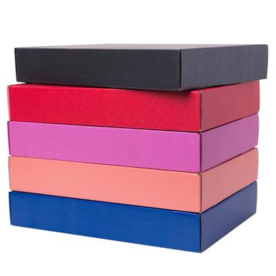 China Recycled Materials Manufacture Custom Colored Pearlescent Corrugated Wig Box Paper Airplane Luster Packaging Gift Boxes for sale