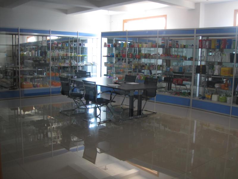 Verified China supplier - Huangyan Huayao Plastic&mold factory