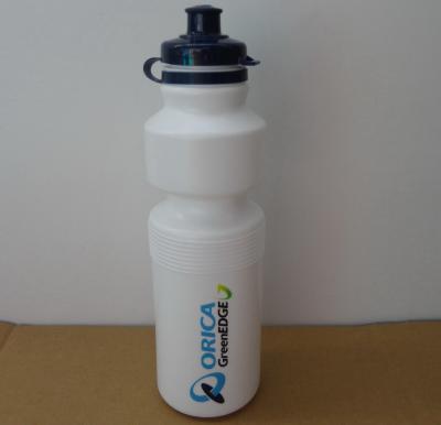 China PE sport water bottle750ml Sport water bottle  Plastic Bottle, drinking bottle for sale