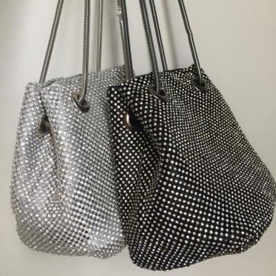 China Fashion Net Red Aluminum Mesh Diamond-Studded Rhinestone Bucket Bag Diagonal One-Shoulder Chain Bag for sale