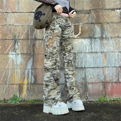 China Anti-wrinkle New Arrival Camouflage Contrast Printed Low Rise Women Straight Cargo Pants Wide Leg Camouflage Pants Women for sale