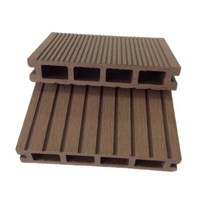 China Anti-Crack Anti-Crack China Supplier Wpc Wood Grain Hollow Wpc Decking Waterproof Wpc Decking for sale