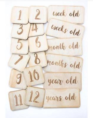 China Hot Selling Monthly Milestone Card Milestone Card Europe Amazon Wooden Customizable Baby Boy Baby Girl Cards for sale