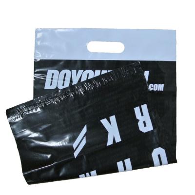 China 300*400 moisture proof mailing bags with handle 60 micron mailing bags with handle poly mailer bag with die cut handle for sale