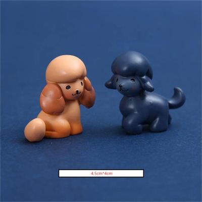 China Handcrafted Fence Decorative Mini Potted Resin 4.5CM Poodles Ornaments And Painted Miniature Resin Table Decor Miniature Dog for sale