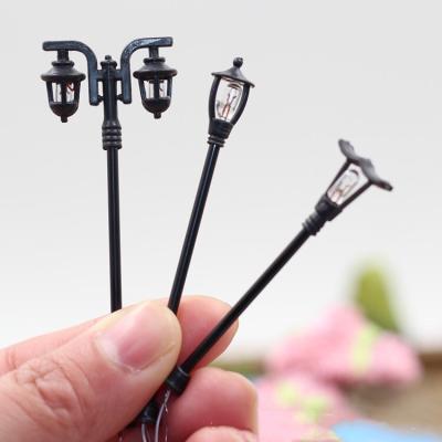 China Cartoon Miniature Toy Street Lamp Dollhouse Accessories Dollhouse Furniture For 1/12 Dollhouse for sale