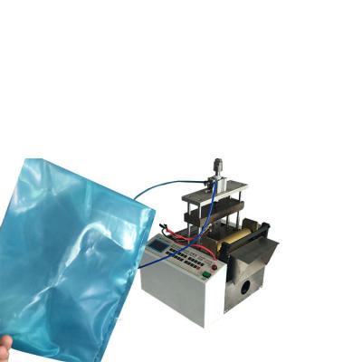 China Factory Computer High Speed ​​Heat Sealing And Cold Cut Bag Making Machine Automatic Hot Press Sealing Cutting Bag Making Equipment for sale