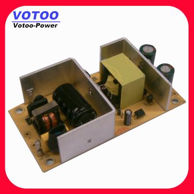 China Fonte de alimentação 12V do quadro aberto da C.A. do poder superior 110-240V 6A, adaptador da posição à venda