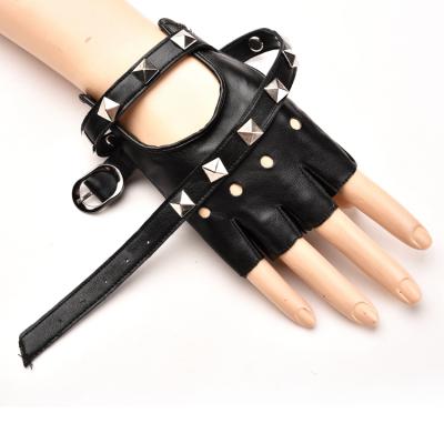 China Hot Popular Fashion Women PU Rivet Dancing Leather Gloves for sale