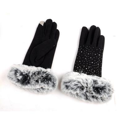 China Gym Fitness Supplies Plush Heat Fashion All Fingers Touch Screen Rhinestone Gloves for sale