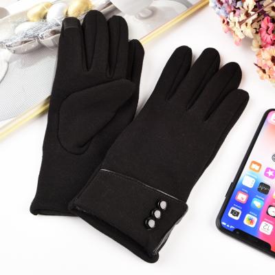 China Custom Gym Fitness Supplies Logo Smart Winter Mittens Gloves Warm Gloves for sale