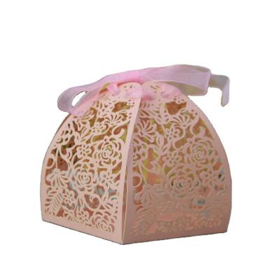 China Recyclable Hot Selling Wedding Chocolate Candy Box, Rose Flower Candy Box, Laser Cavity Heart Shaped Paper Box for sale