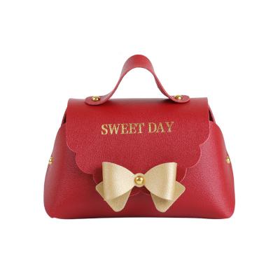 China Large Gift Packaging Boxes Wholesale PU Leather Wedding Birthday Party Candy Gift Box Handbag Candy Packaging Bag for sale