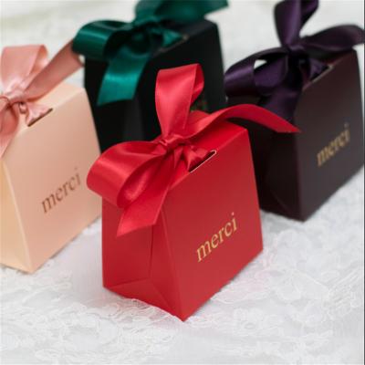 China Recyclable European Upscale Wedding Favors Gift Bags Candy Box For Baptism Baby Shower Birthday Packaging Event And Party Supplies for sale