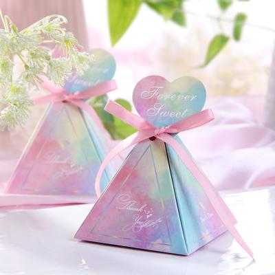 China Recyclable Customize Triangular Pyramid Style Candy Box Wedding Favors Birthday Party Baby Shower Supplies Paper Gift Boxes for sale