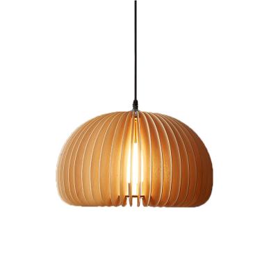 China Nordic Wooden Carved Wooden Pendant Light Modern Hanging Modern Ceiling Lamp Lamp for sale