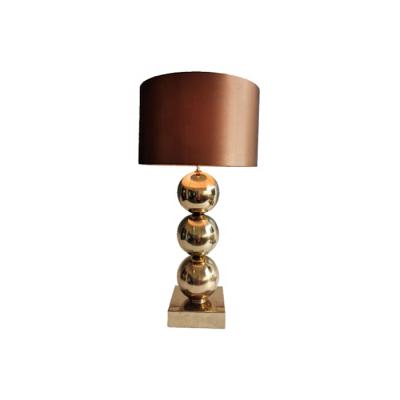 China Contemporary Fabric Steel Ball Holder Lighting Modern Table Lamp For Hotel Project for sale