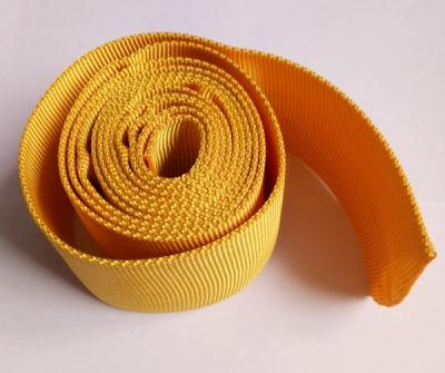 China Webbing de nylon do poliéster, Webbing tecido amarelo vermelho para a mangueira de borracha protetora à venda