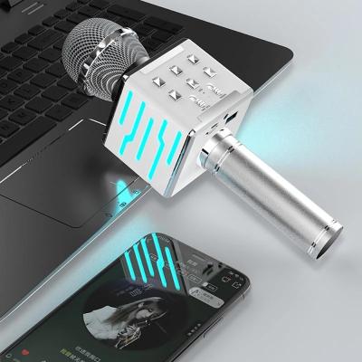 China 2021 Hot Selling Wireless Karaoke DS868 Wireless Microphone With Controllable Led Lights And Support Tf Card Speaker Karaoke for sale