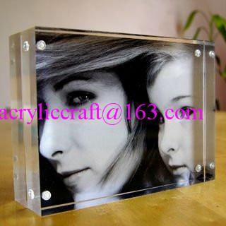 China Customize 5mm transparent Acrylic Photo Frame PMMA Photo Stand for sale