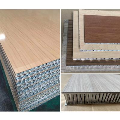 China Contemporary Metal Wood Grain Fireproof 10mm Decorative Wall Cladding Interior Aluminum Honeycomb Panel for sale