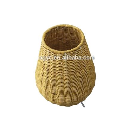 China Antique Factory Rattan Shade Hurricane Lantern for sale