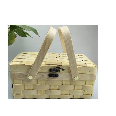 China Sustainable Small Basket With Cover Storage Basket Bread Basket for sale