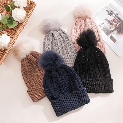 China Newest Design COMMON Warm High Quality Fashion Winter Beanie Hat Knitted Hat For Women for sale