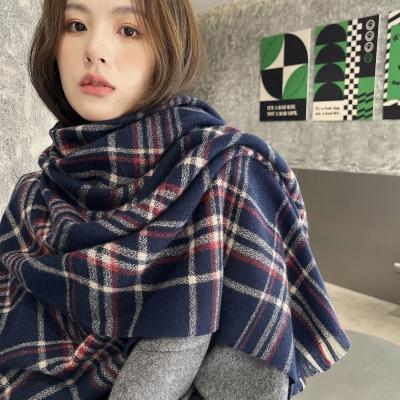 China New Wholesale Polyester Striped Winter Fashion Scarves And Shawls Deep Keep Warm Winter Scarf For Women for sale