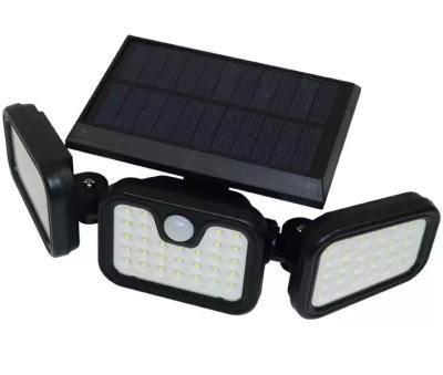 China Garden 3 Head 74led Luz Solar Exterior Lampue Solar Luces Solar Led Garden Spot Light for sale