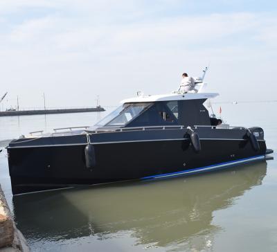 China Leisure 33ft Fiberglass Recreational Fishing Boat with AC and Electric Toilet for sale