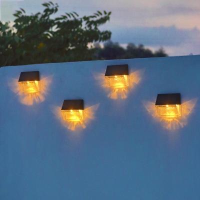 China Hot Sale Super Bright Solar Outdoor Garden Lights Waterproof Solar Lamps Garden Light for sale