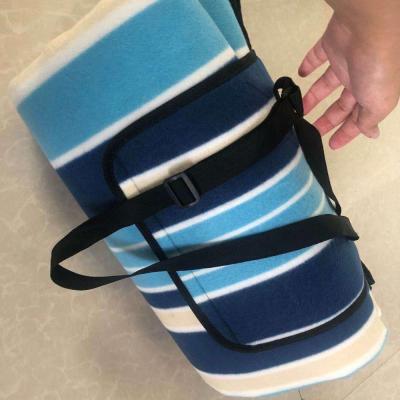 China Travel Hiking Travel Journal Used Large XXL Folding Fleece Picnic Blanket With Shoulder Strap for sale