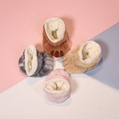 China Fashion Trend Comfortable Platform Unique Fur Boots Furry Indoor Slipper For Women for sale