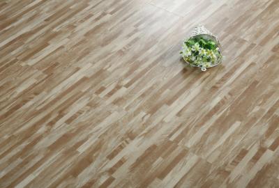 China LVT Click Luxury Vinyl Plank Flooring , 4mm - 6mm Commercial Vinyl Flooring for sale