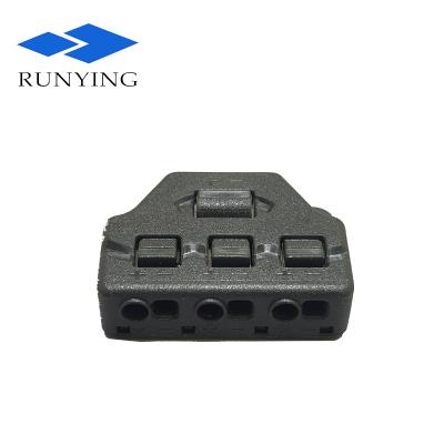 China LED Lighting One Input Three Output LED Cable Splitter DC Power Slot Parallel Connector With Constant Current Connection for sale