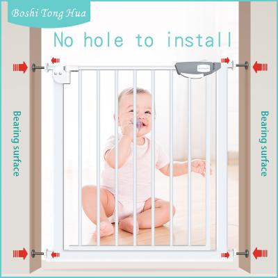 China Easy Safe Magnetic Child Fence Baby Safety Automatic Retractable Gate for sale