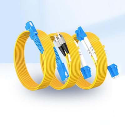 China Cordón de parche de fibra óptica LC SC FC ST Duplex SM G.652D G.657A1 2.0mm 3.0mm con chaqueta de PVC LSZH en venta