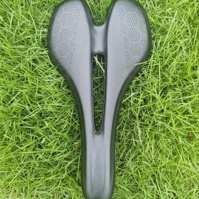 China China Special Breathable And Comfortable Carbon Fiber Bicycle Saddle Ultralight Comfortable Road Bike Saddle for sale