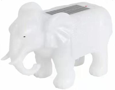 China Garden Amazon Best-Selling Cute Elephant Warm/White Garden Lamp Double Ignition Solar Light for Gate and Garden for sale