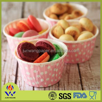 China Disposable White Round Cups Paper Soufflé Baking Cups for sale