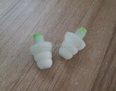 China Environmental-friendly silicon filter material green silicone earplugs in three layers for sale