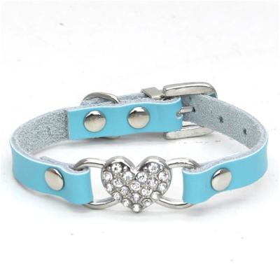 China Custom Diamond Dog Collars Classic Designs Comfortable Pet Supplies Dog Accessories Dog Collar for sale