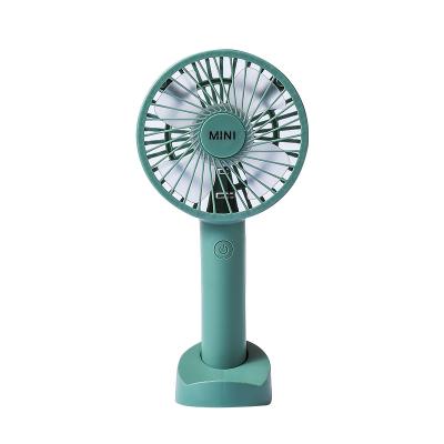 China Mini Portable Desktop Gift Battery USB Charging Cooling Electric Hand Fans Mini Portable Fans for sale