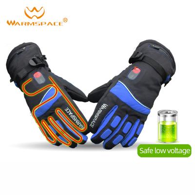 China WARMSPACE Cotton Electric Heated Riding Gloves Temperature Skiing Intelligent Double Heated Rechargeable Lithium Battery for sale