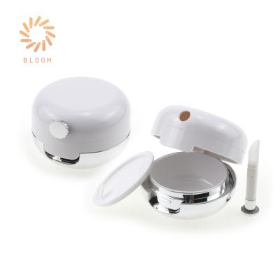 China Unique High Quality Empty Lip Mask Container Lip Cream Case With Mirror And Silicone Brush for sale