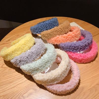 China Autumn Winter Soft Plush Headband Female Washing Warm Cute Soft Face Soft Simple Bright Color Fur Headbands for sale